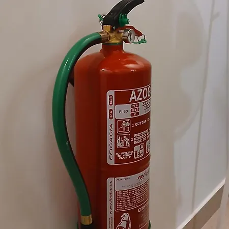 Metro Cavour 200m Coliseum Rom